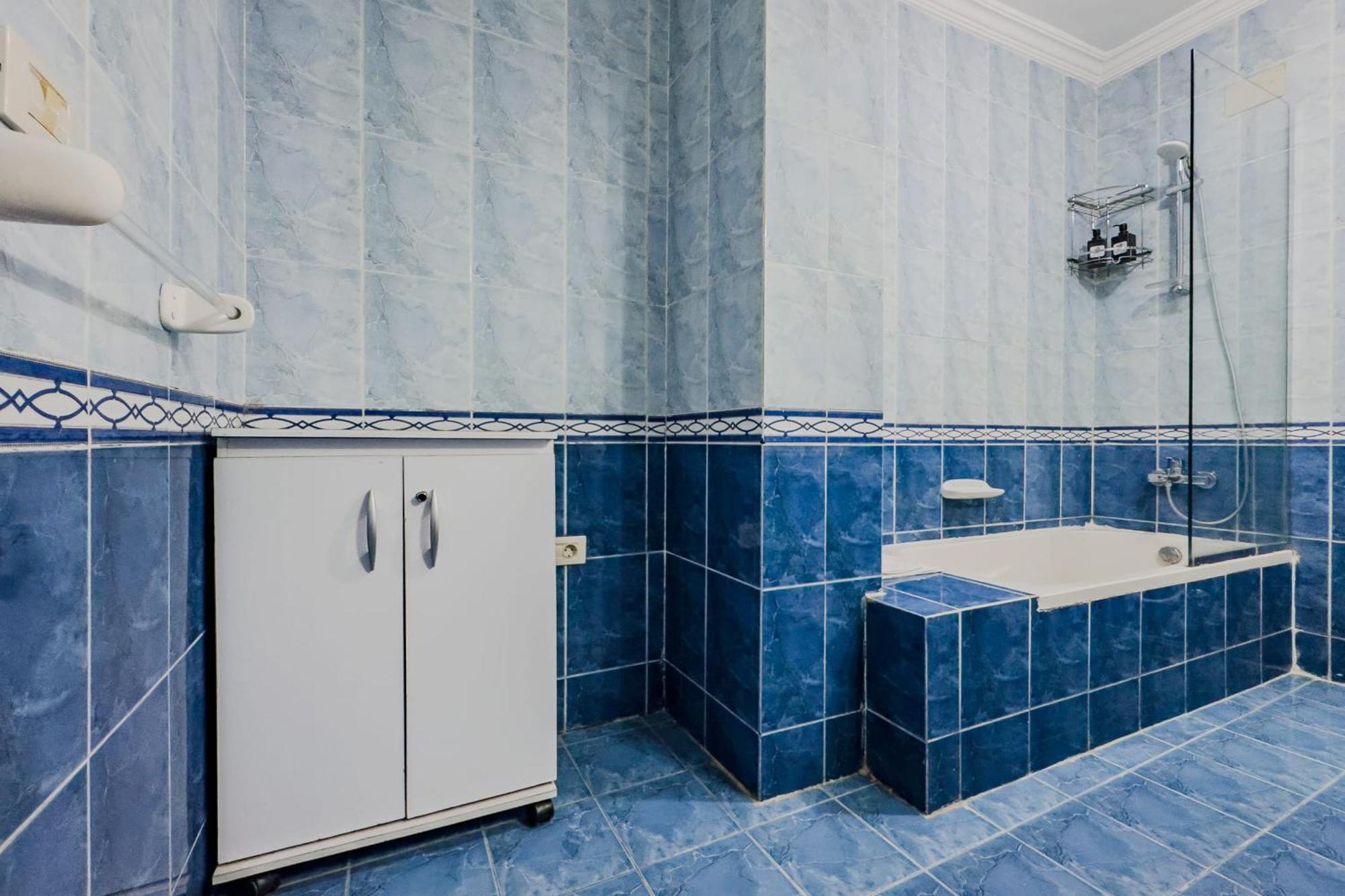 Distinct & Decent 2 Bdr Apt Steps From Nightlife And Airport Kairo Exterior foto